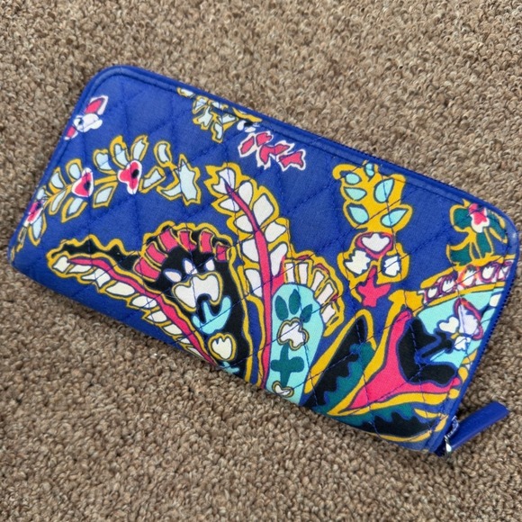 Vera Bradley RFID Georgia Zippered Wallet Romantic Paisley Pattern - Picture 2 of 6